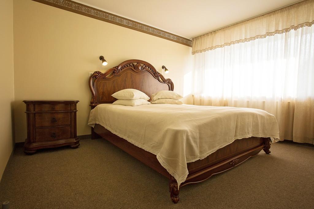 Vaerska Sanatorium Varska Bagian luar foto